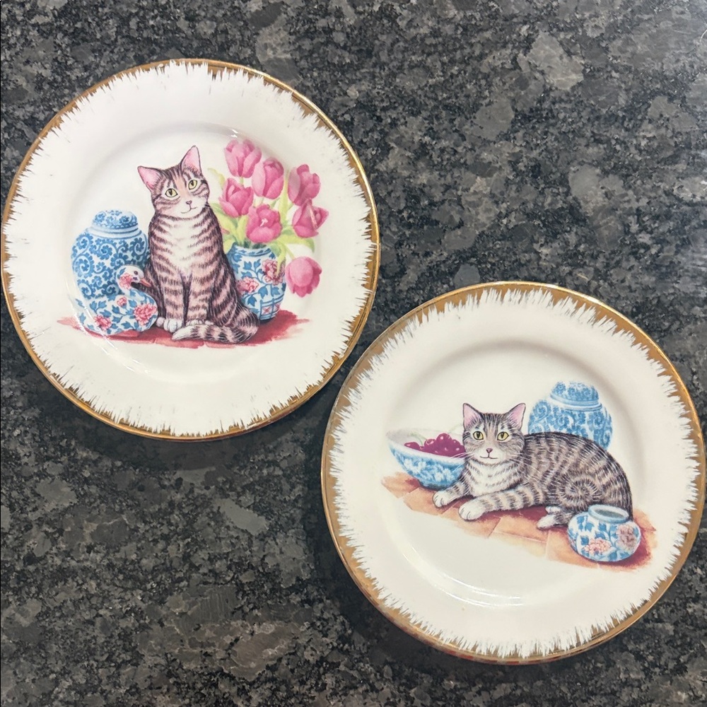 Vintage Decorative Cat Plates with Gold Trim